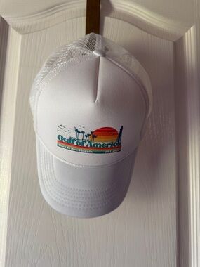 D19 Gulf of America White Trucker Hat